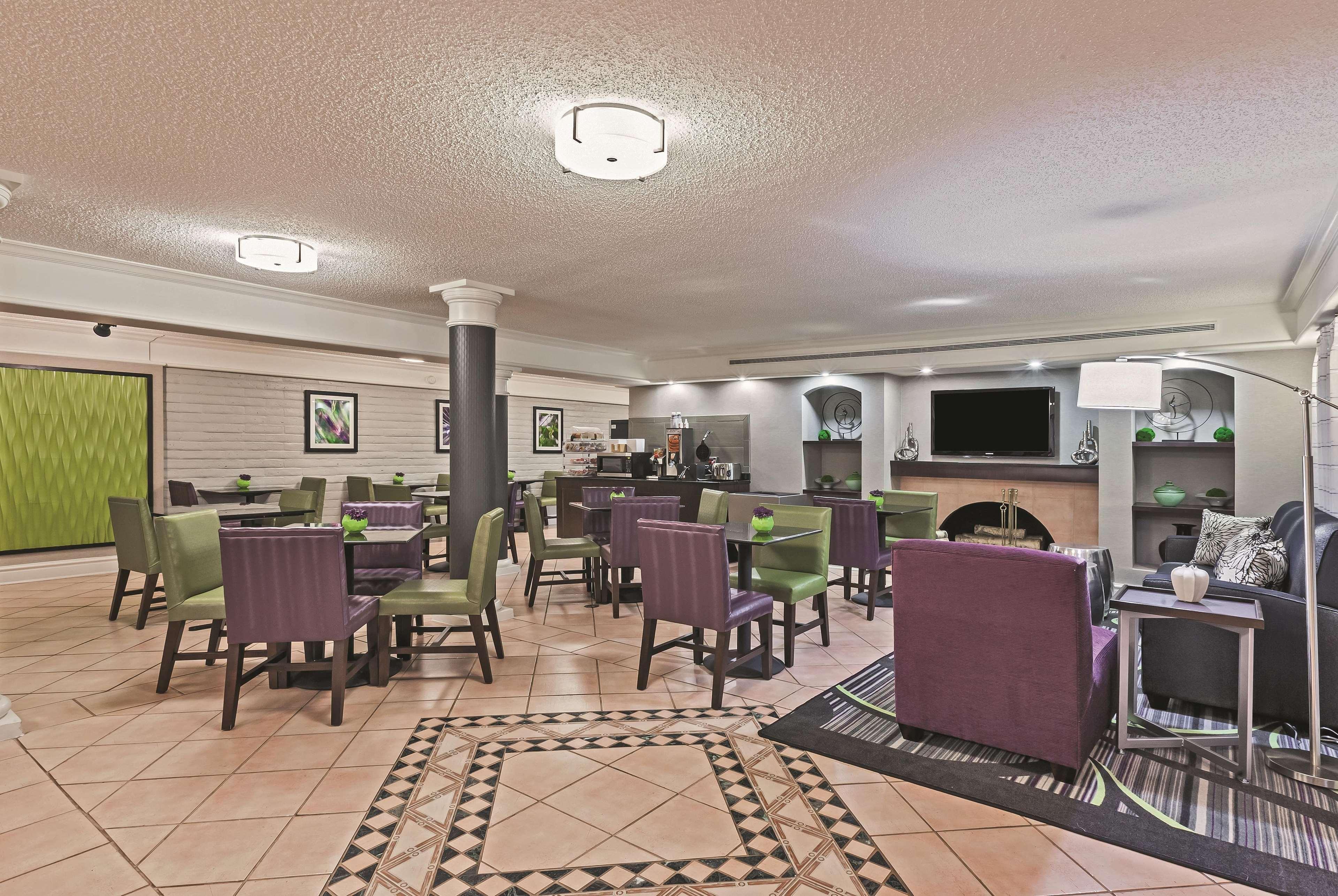 Travelodge By Wyndham Houston Cy-Fair Экстерьер фото