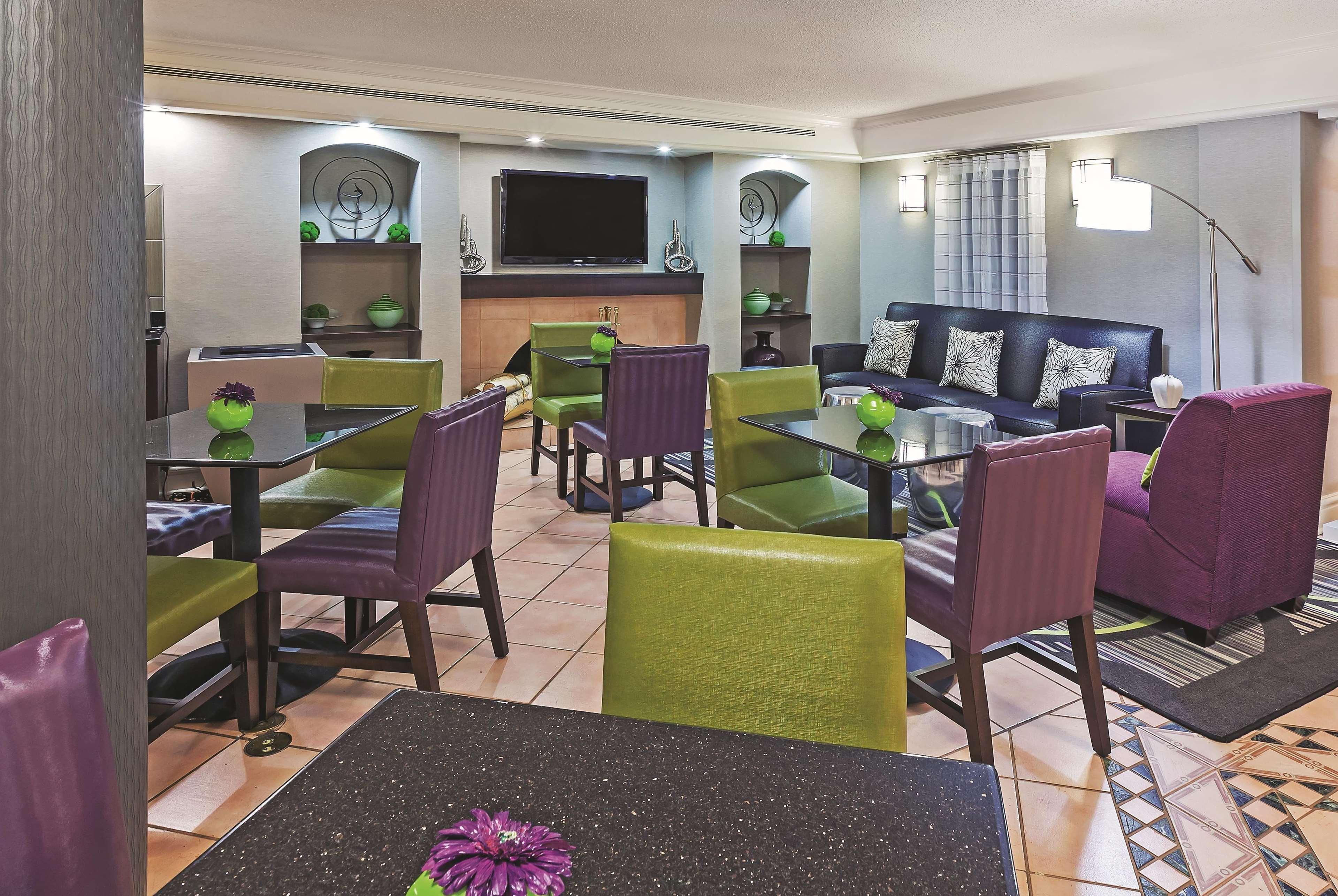 Travelodge By Wyndham Houston Cy-Fair Экстерьер фото