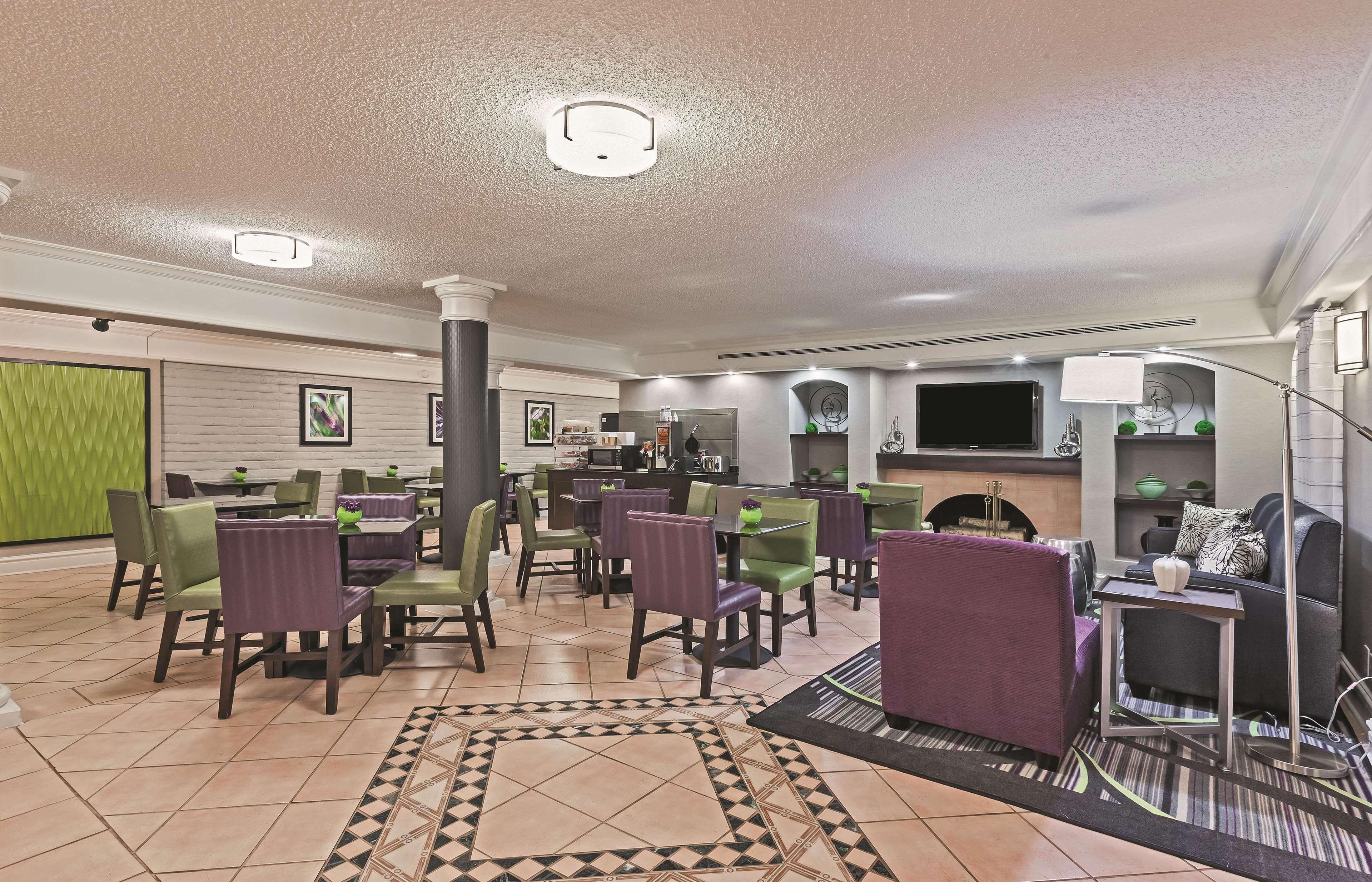 Travelodge By Wyndham Houston Cy-Fair Экстерьер фото