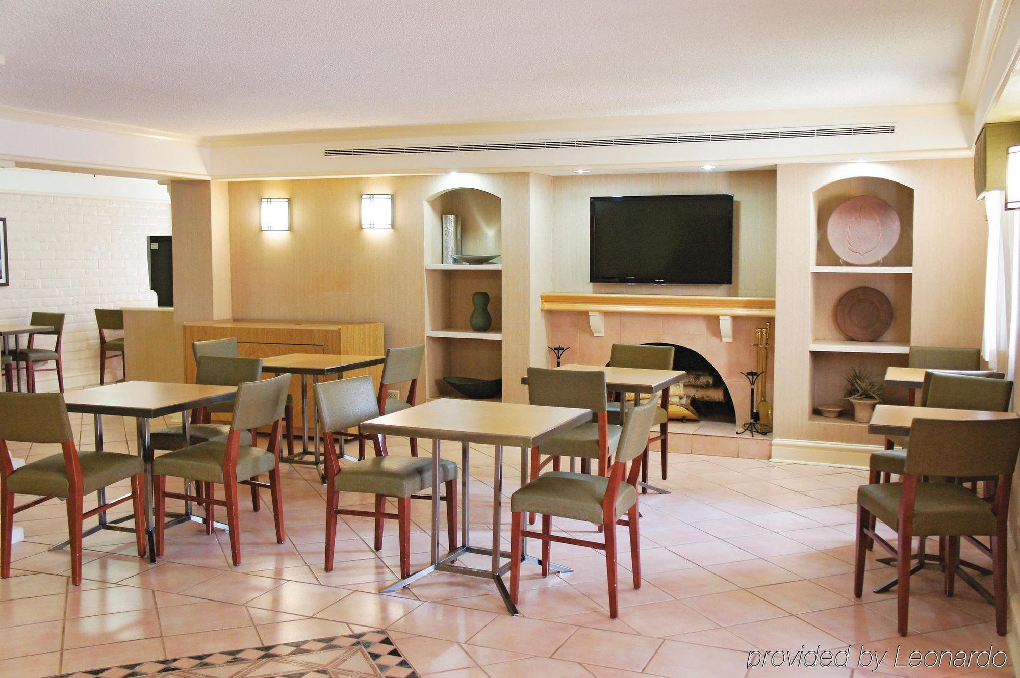 Travelodge By Wyndham Houston Cy-Fair Экстерьер фото